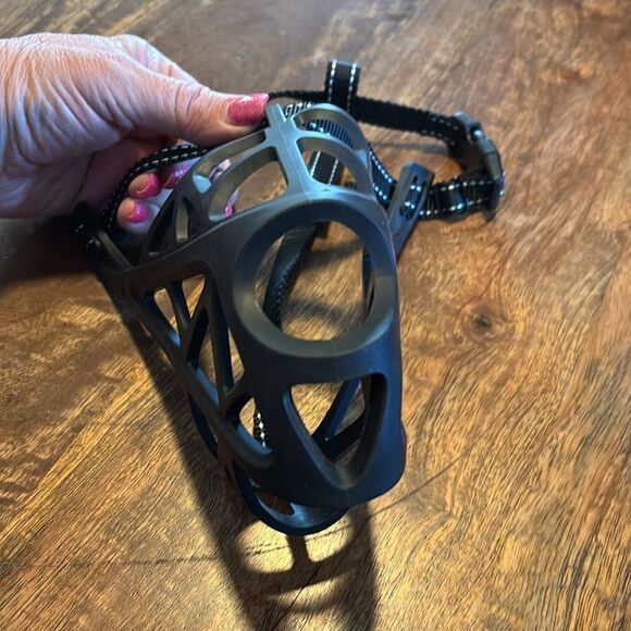 BASKERVILLE MUZZLE size 7 black - Picture 5 of 6